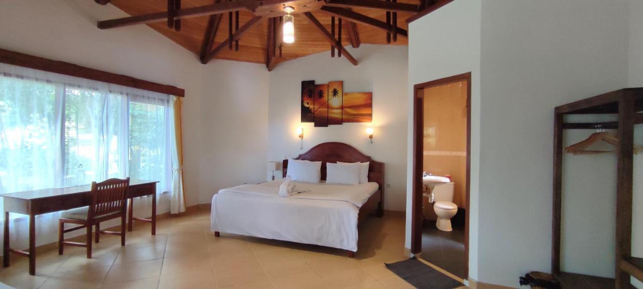 Bara Beach Bungalows Bira Exteriör bild